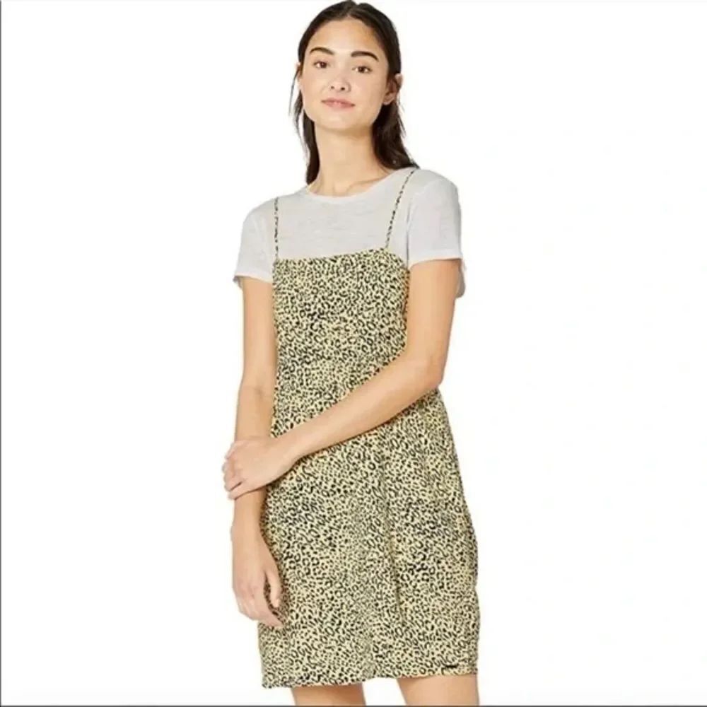 ✨ Volcom Gen Wow Leopard Print Dress✨ - Picture 3 of 9